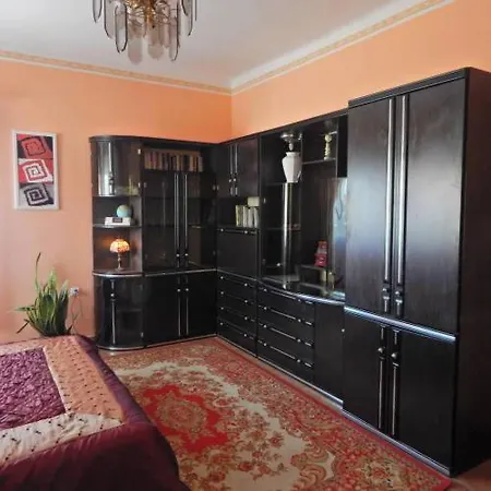 Ferenc Vendeghaza Апартаменты Балатонлелле