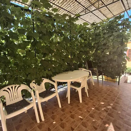 Ferenc Vendeghaza Apartment Balatonlelle