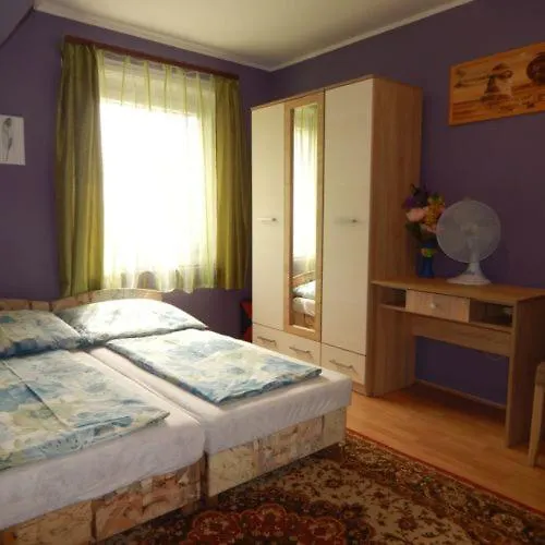 Apartment Ferenc Vendeghaza *