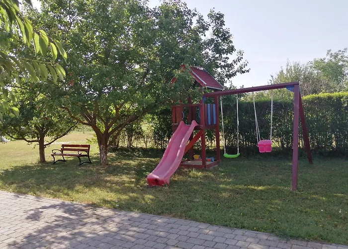 Ferenc Vendeghaza Apartment Balatonlelle